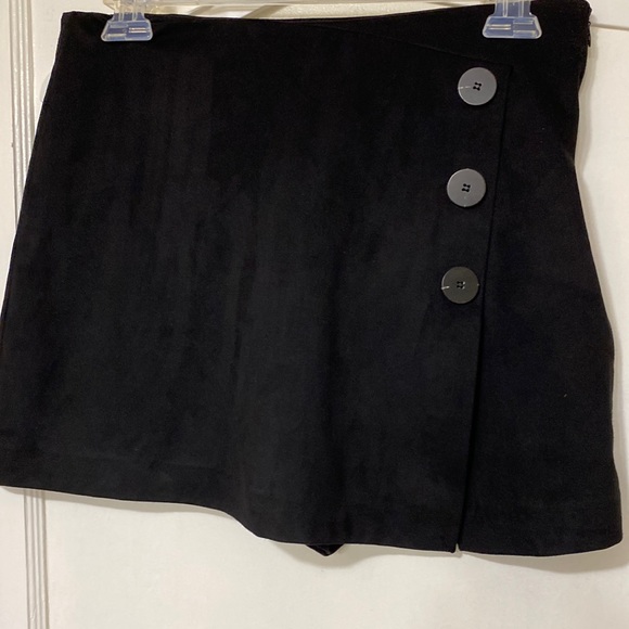 Zara Pants - Zara skirt shorts